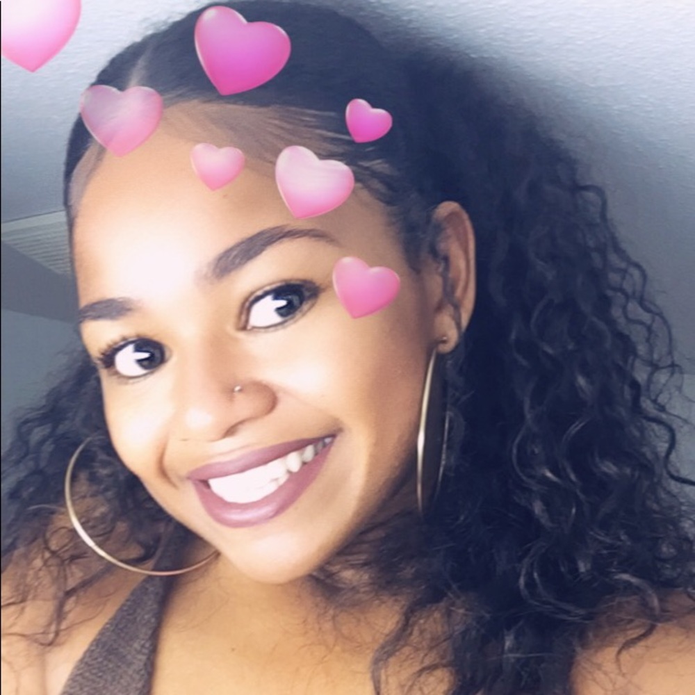 Meet your Posher, Tiana